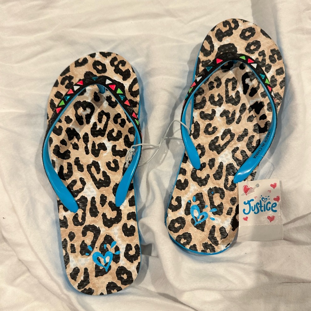cheetah print with teal justice flip flops - 2/3